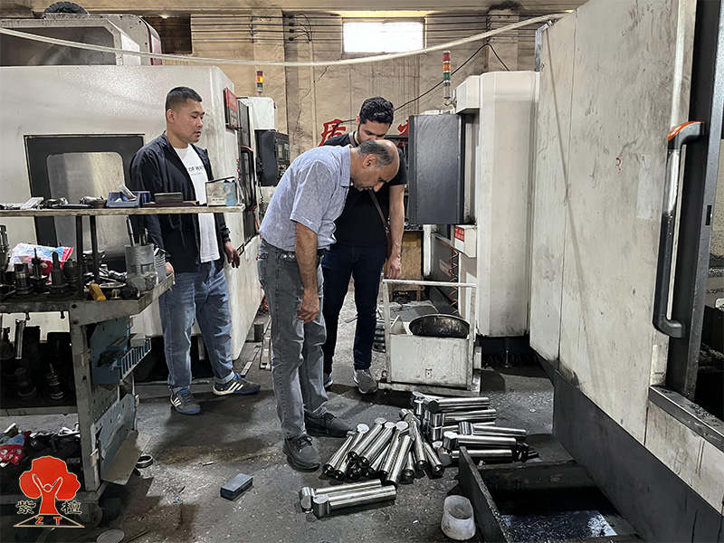 nail machine manufacturing workshop