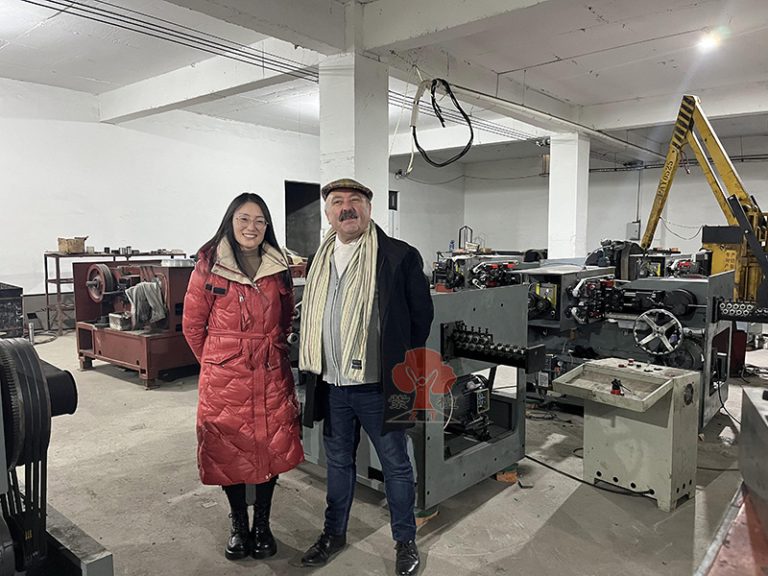French customers visit our factory