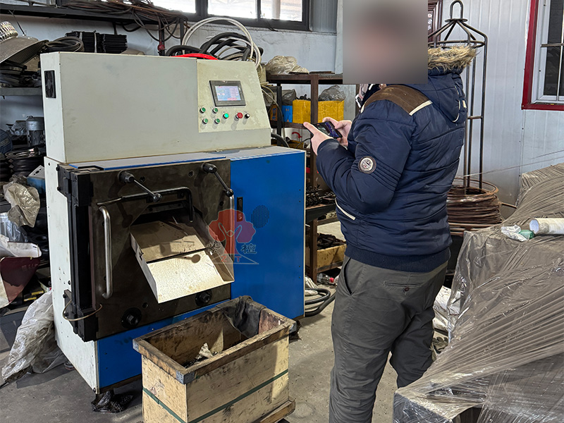 Enkotec high speed nail machine